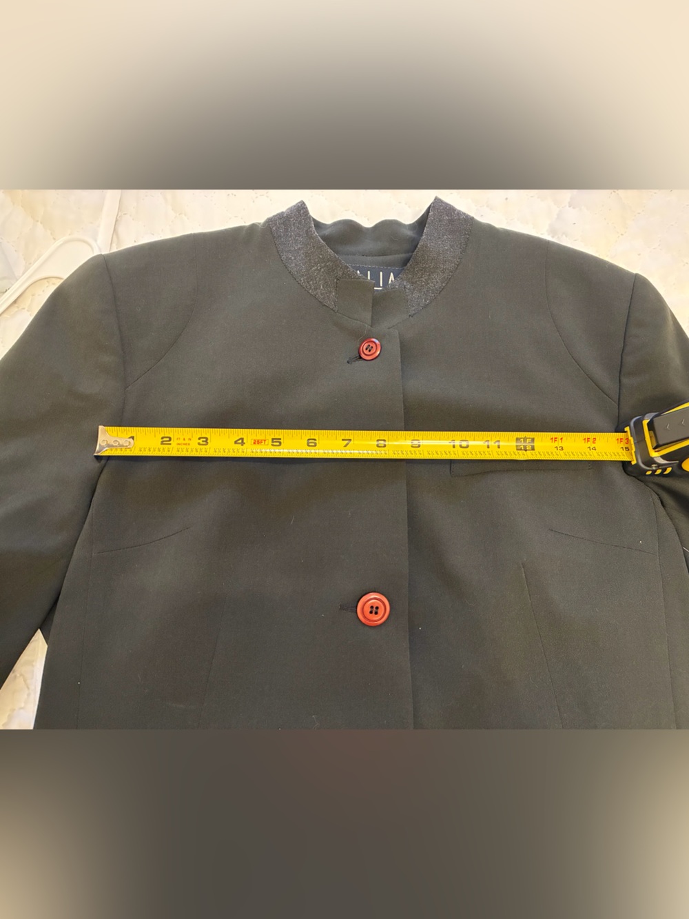 Vintage Thalian Dark Olive Green Women's Blazer - Picture 11 of 11